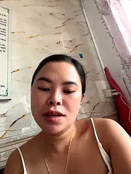 Snapshot of han-cute chatting on 09-18-25, 01:19 han-cute online show from 09-18-25, 01:19