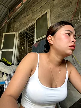 Snapshot of han-cute chatting on 09-20-25, 02:16 han-cute online show from 09-20-25, 02:16