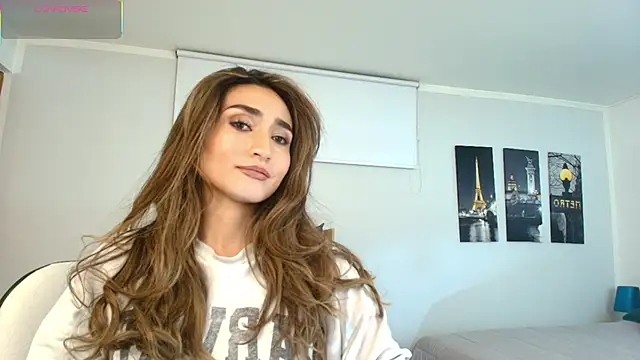 Snapshot of linda_morgan1 chatting on 05-25-26, 12:04 linda morgan1 online show from 05-25-26, 12:04