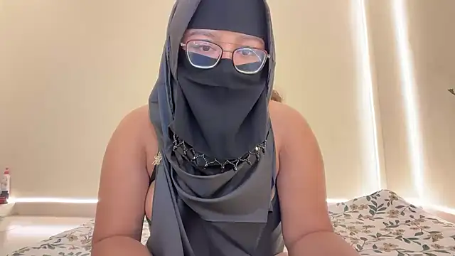 Drizzling Intimecy online show from 11-14-25, 02:32