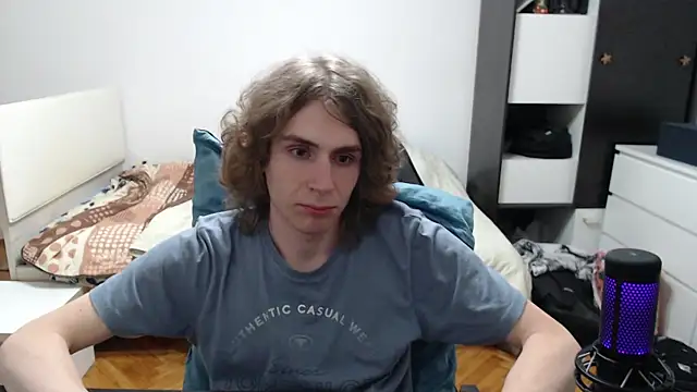 Snapshot of mcbrigete chatting on 05-21-26, 11:13 mcbrigete online show from 05-21-26, 11:13