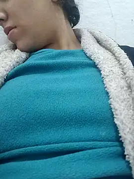 Snapshot of Ahalm chatting on 02-10-26, 11:09 Ahalm online show from 02-10-26, 11:09