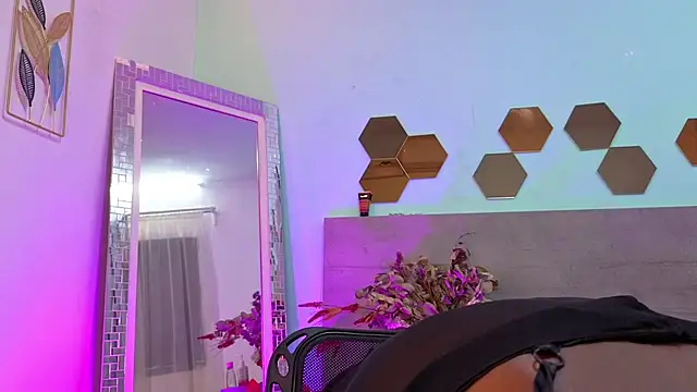 Snapshot of Paulina_Sodi chatting on 02-01-26, 04:38 Paulina Sodi online show from 02-01-26, 04:38