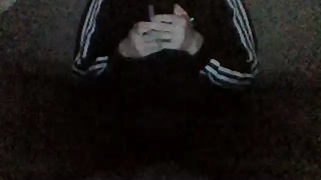 Snapshot of teenagedream01 chatting on 10-30-25, 04:48 teenagedream01 online show from 10-30-25, 04:48