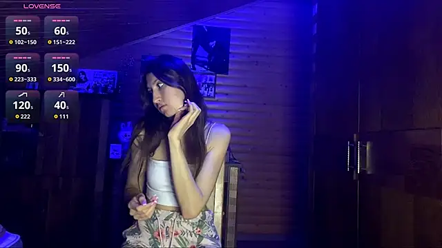 Snapshot of Shyselly chatting on 10-18-25, 05:15 Shyselly online show from 10-18-25, 05:15