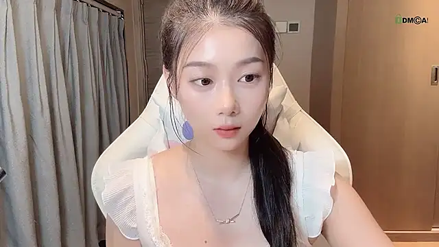 Makinghappymyself  online show from 11-18-25, 12:37