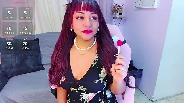 DaniniAnderson online show from 10-13-25, 03:30