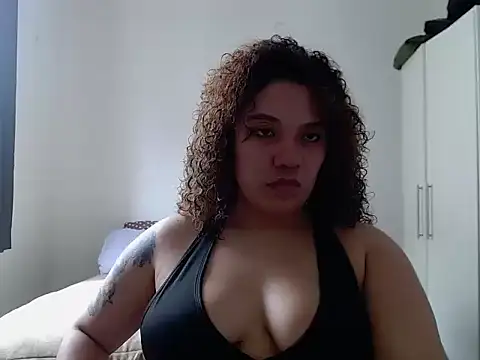 Snapshot of MorganaBelc chatting on 11-02-25, 05:40 MorganaBelc online show from 11-02-25, 05:40