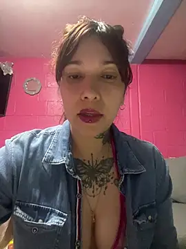 Snapshot of emperatrixsex chatting on 02-16-26, 02:54 emperatrixsex online show from 02-16-26, 02:54