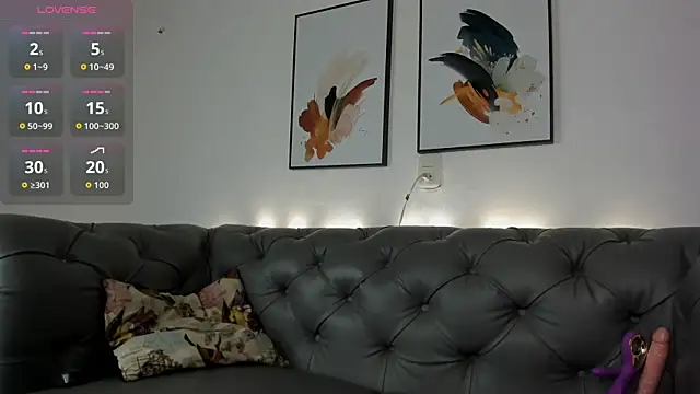 Zahra milks online show from 09-26-25, 01:51