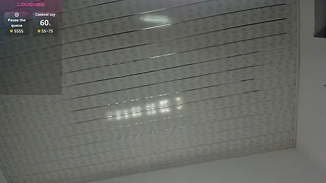 Zahra milks online show from 09-29-25, 01:50