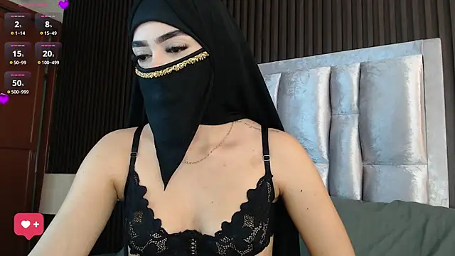 Zahra milks online show from 06-20-26, 02:00