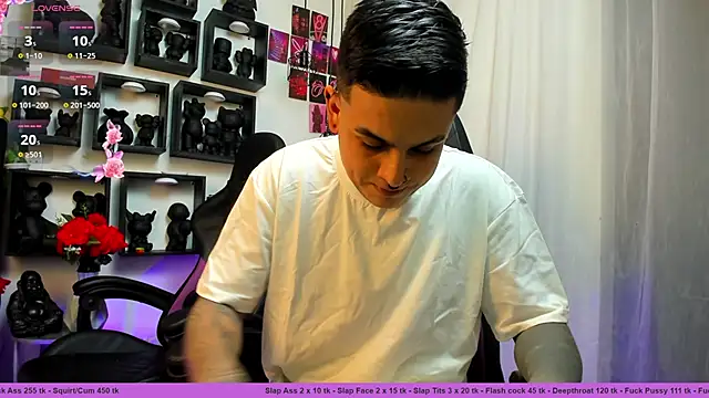 Snapshot of Sarahandzack chatting on 10-10-25, 09:59 Sarahandzack online show from 10-10-25, 09:59