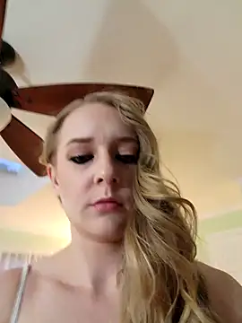  Karizma  online show from 12-03-25, 12:04