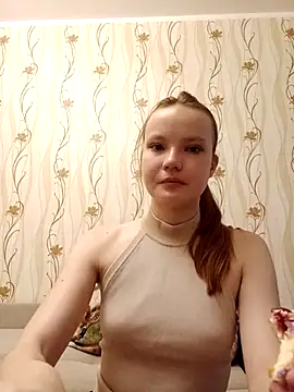 Ginger Emma online show from 10-27-25, 04:46