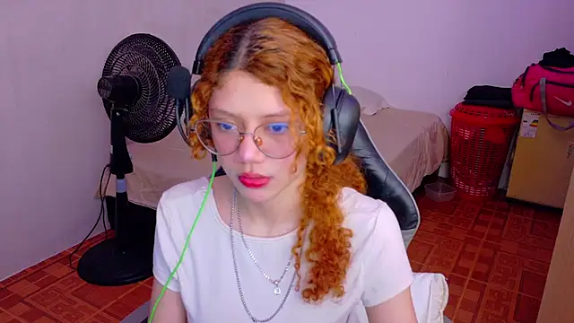 Birdie 0 online show from 09-22-25, 01:28