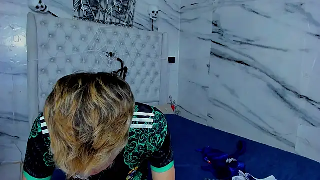 Ari and Storm online show from 11-07-25, 12:15