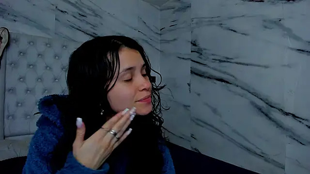 Ari and Storm online show from 02-06-26, 12:39