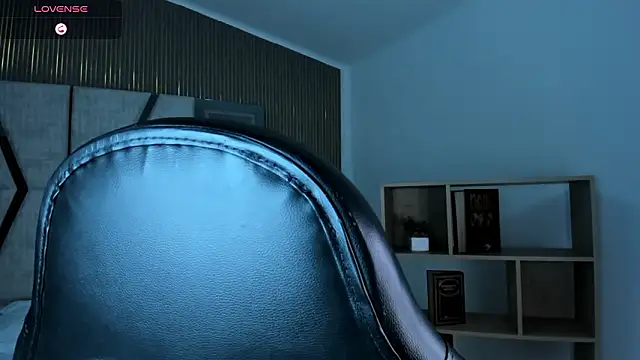 LiamDeep online show from 02-06-26, 08:27