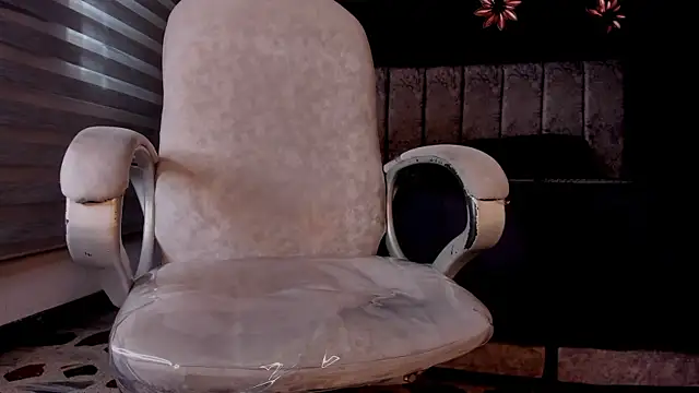 LiamDeep online show from 04-17-26, 08:22