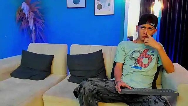 Marcus and Tony online show from 02-18-26, 03:37