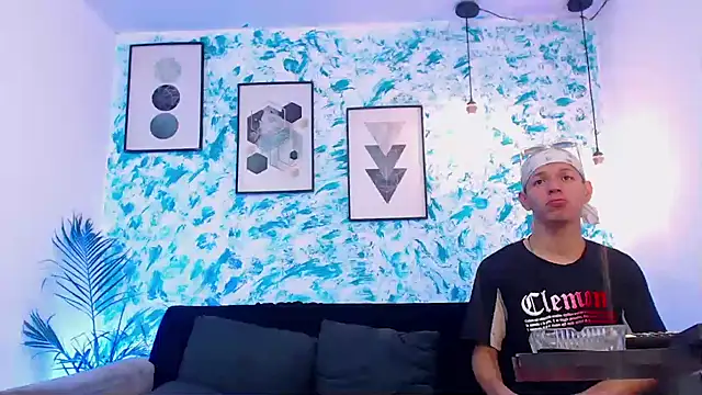 Marcus and Tony online show from 09-21-25, 08:03