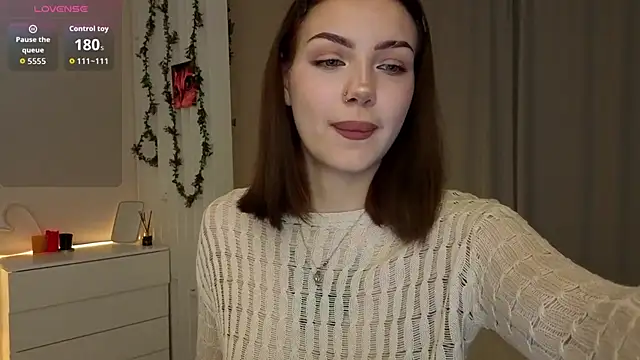 PurrrBerry online show from 11-30-25, 04:02