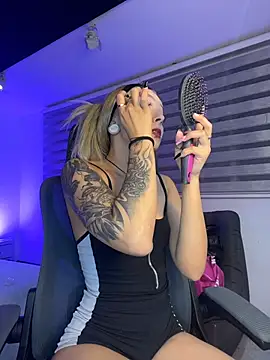 SkyThompson online show from 11-13-25, 05:11