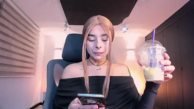 SkyThompson online show from 09-09-25, 04:33