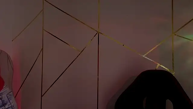 Hollyxx  online show from 02-08-26, 06:05