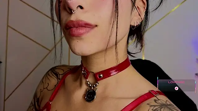 Hollyxx  online show from 09-19-25, 12:09