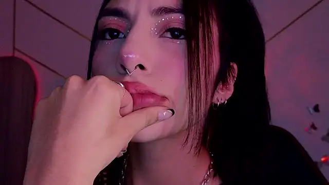 Hollyxx  online show from 11-26-25, 04:01