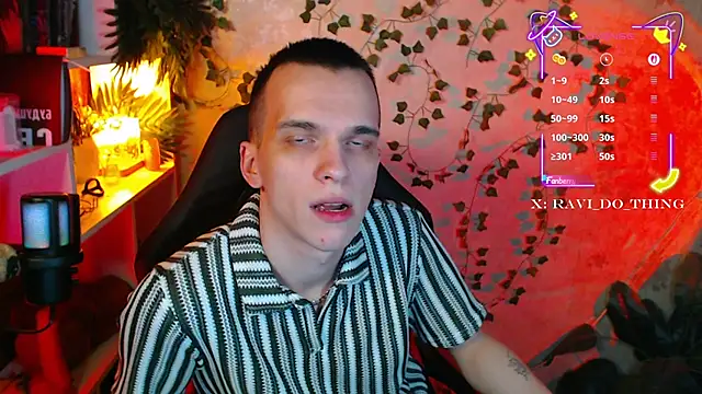 frozen boy online show from 09-12-25, 03:34