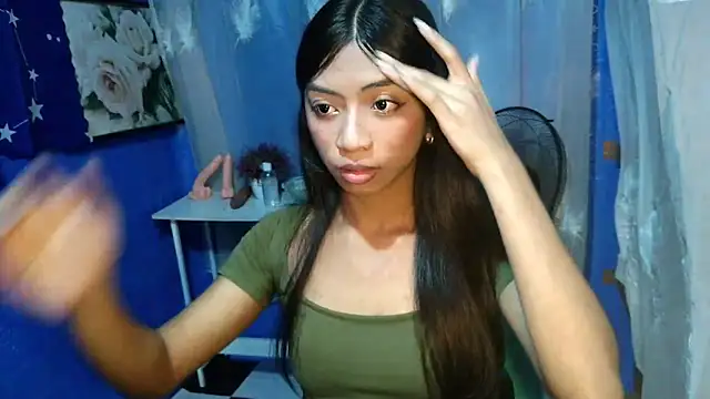 Snapshot of Kayra_Slut122 chatting on 09-09-25, 02:15 Kayra Slut122 online show from 09-09-25, 02:15