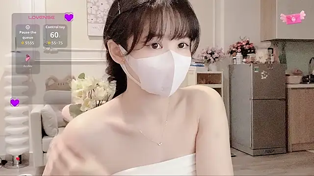 Snapshot of _Melancholy_ chatting on 06-18-26, 02:55 Melancholy online show from 06-18-26, 02:55