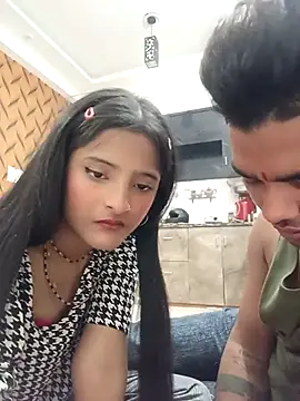 romantic couple1 online show from 02-19-26, 01:57