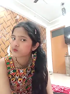 romantic couple1 online show from 02-18-26, 01:14