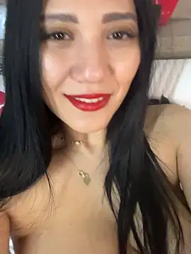 Snapshot of PrincessYYara chatting on 04-30-26, 12:23 PrincessYYara online show from 04-30-26, 12:23