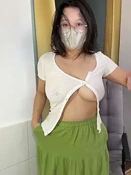 Snapshot of pumpkin_91 chatting on 05-15-26, 01:36 pumpkin 91 online show from 05-15-26, 01:36
