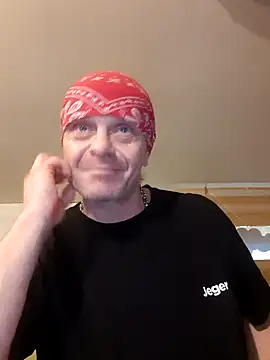 Snapshot of Kuba_Gd chatting on 02-27-25, 12:45 Kuba Gd online show from 02-27-25, 12:45