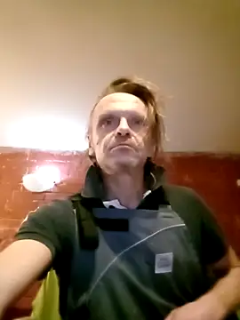 Kuba Gd online show from 11-12-25, 03:21