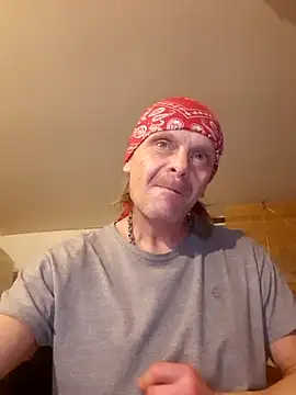 Snapshot of Kuba_Gd chatting on 02-27-25, 05:51 Kuba Gd online show from 02-27-25, 05:51