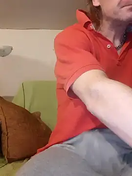 Snapshot of Kuba_Gd chatting on 03-01-25, 06:35 Kuba Gd online show from 03-01-25, 06:35