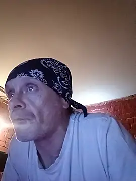 Kuba Gd online show from 10-30-25, 04:00