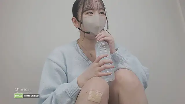 CocoaMilk18 online show from 03-19-26, 01:00