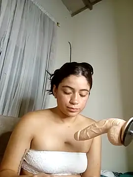 Marian Zeller online show from 12-17-25, 09:47