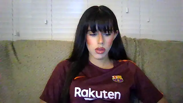 Snapshot of Renita2007x chatting on 09-21-25, 09:53 Renita2007x online show from 09-21-25, 09:53