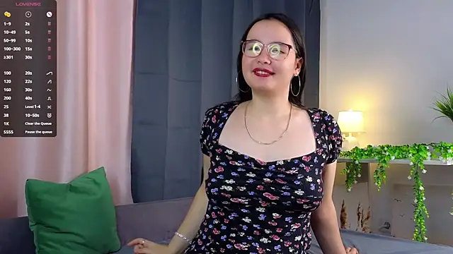 Snapshot of WildaBisom chatting on 09-15-25, 01:39 WildaBisom online show from 09-15-25, 01:39