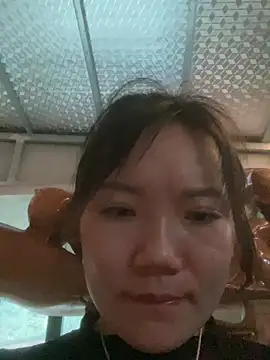 Snapshot of Pyy07 chatting on 02-23-26, 09:32 Pyy07 online show from 02-23-26, 09:32