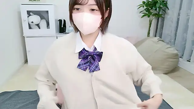 Hinata Sun online show from 09-13-25, 09:09